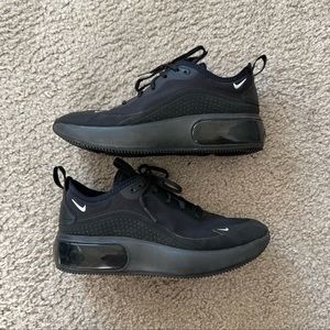 ✨Super cute Nike Air Max Dia✨